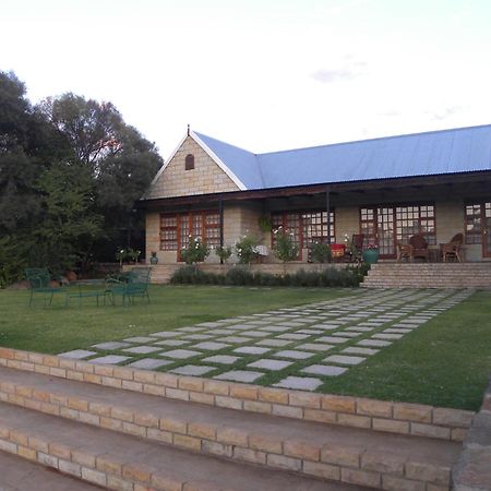 Olive Hill Country Lodge Bloemfontein Eksteriør bilde